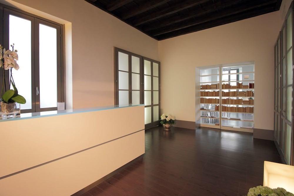 Milano Suites Екстер'єр фото