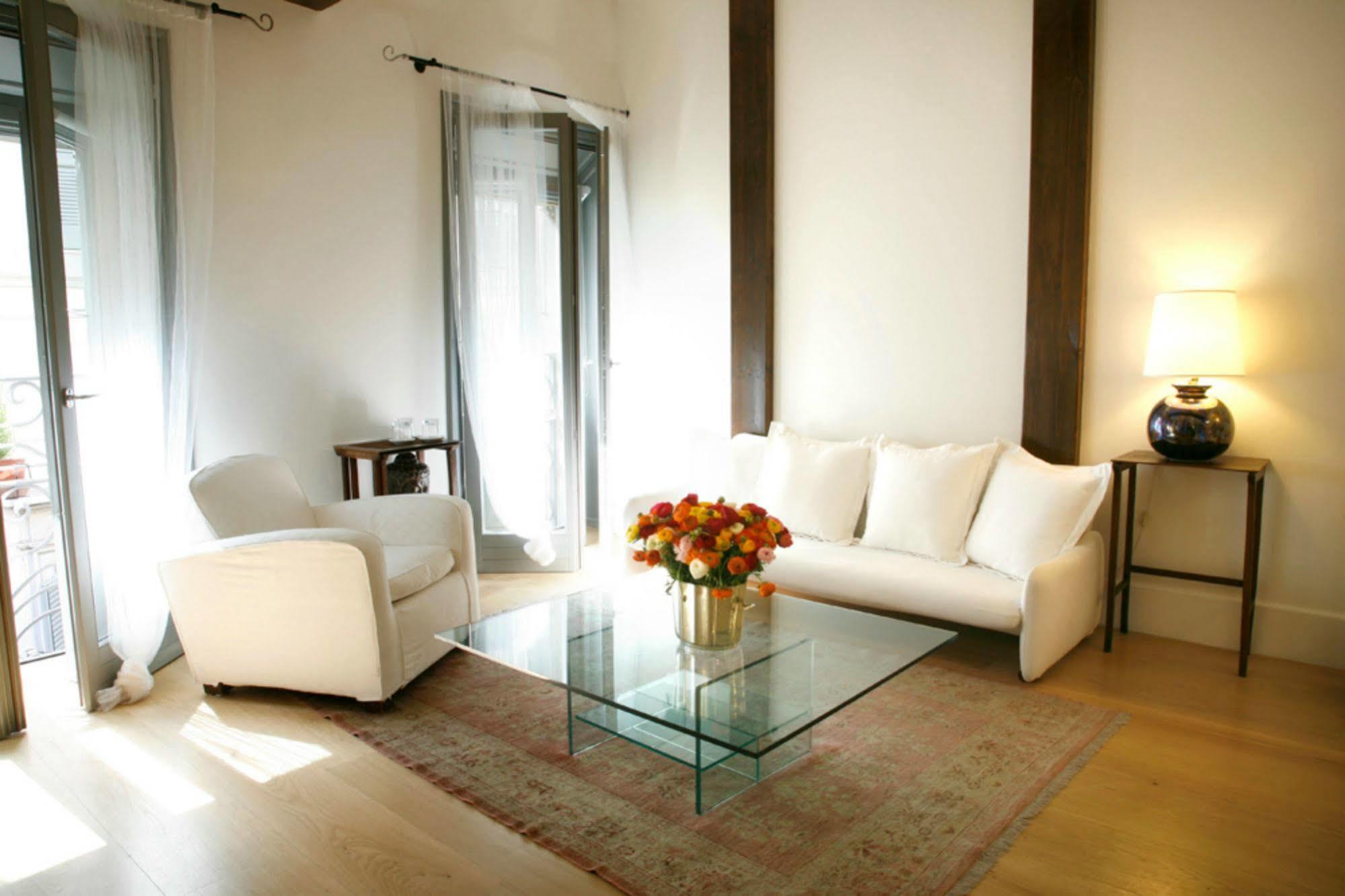 Milano Suites Екстер'єр фото