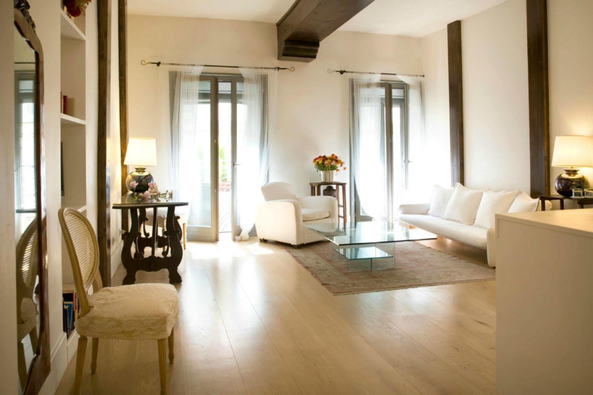 Milano Suites Екстер'єр фото