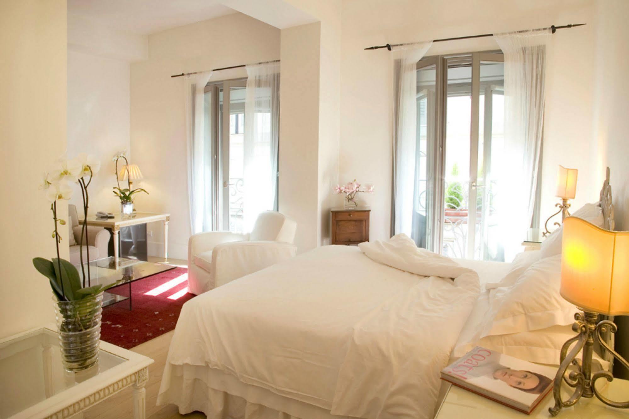 Milano Suites Екстер'єр фото
