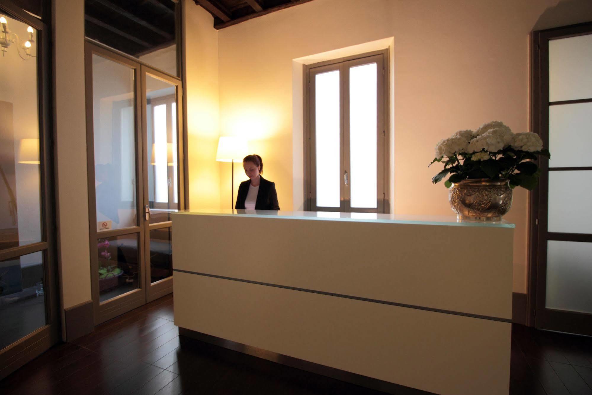 Milano Suites Екстер'єр фото