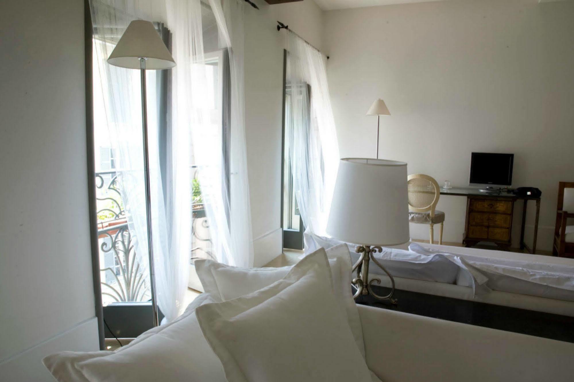 Milano Suites Екстер'єр фото